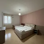 Apartment Blissful